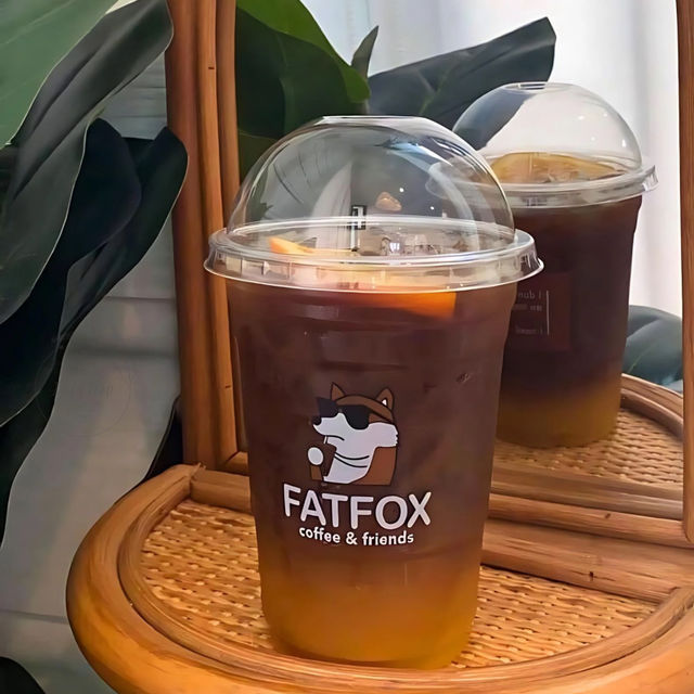 ☺️FATFOX Coffee & Friends คาเฟ่โมเดิร์น