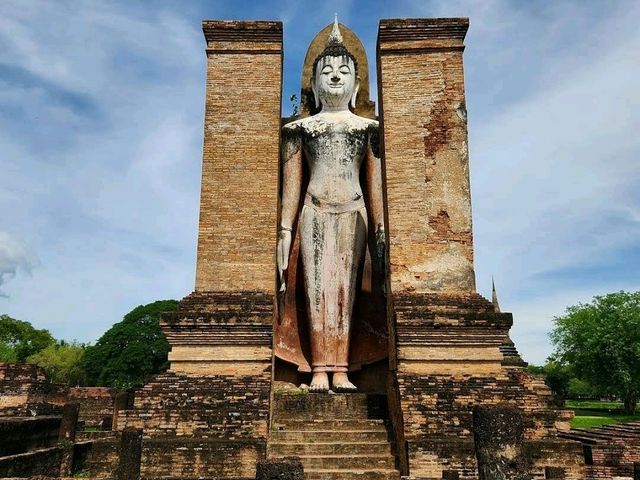 ชมมรดกโลก อันดับที่ 574 📍วัดมหาธาตุ สุโขทัย