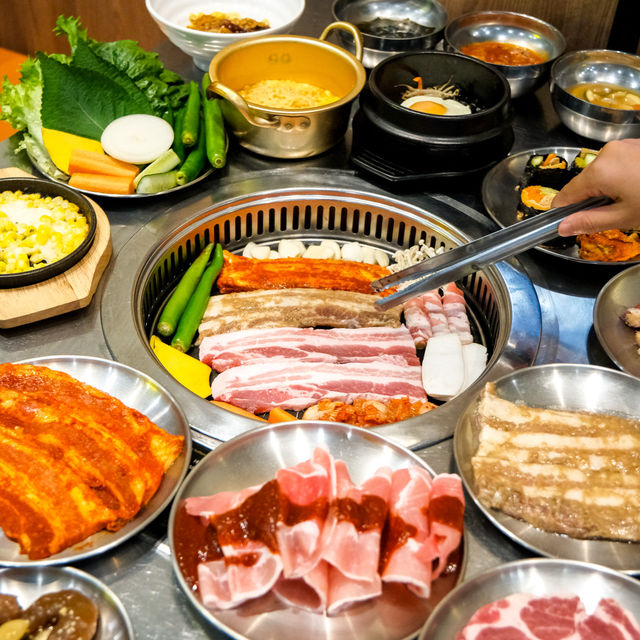 เดอะอันยอง บาร์บีคิว - Paradise Park ศรีนครินทร์