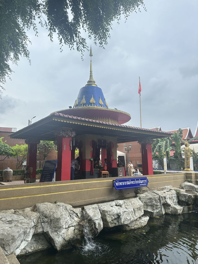 📍ตำนานสระน้ำมนต์ศักดิ์สิทธิ์ วัดหงส์รัตนาราม