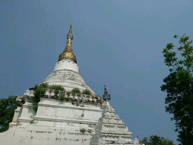 ตำนานพระแก้วมรกต วัดพระแก้วดอนเต้าสุชาดาราม