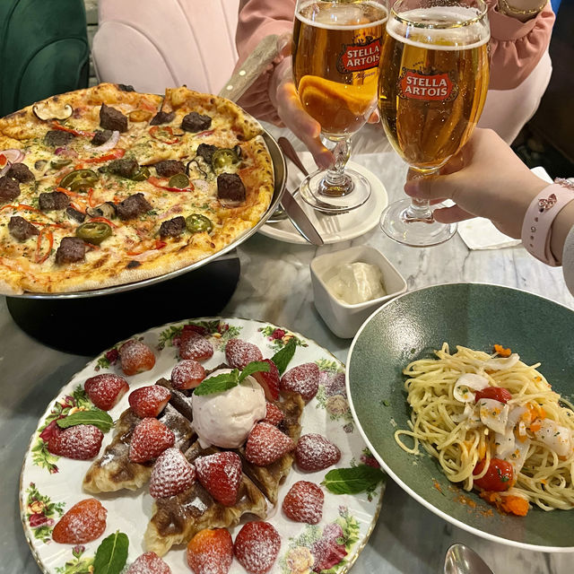 생일에 가기 좋은 분위기+음식맛집, 여름에는 망고빙수까지!!! 스케줄 합정점