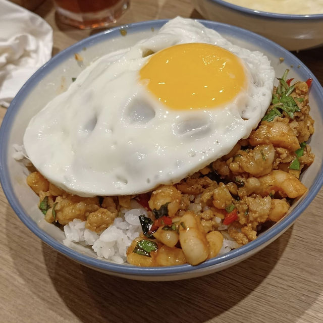 新莊   忠青商行新莊宏匯店