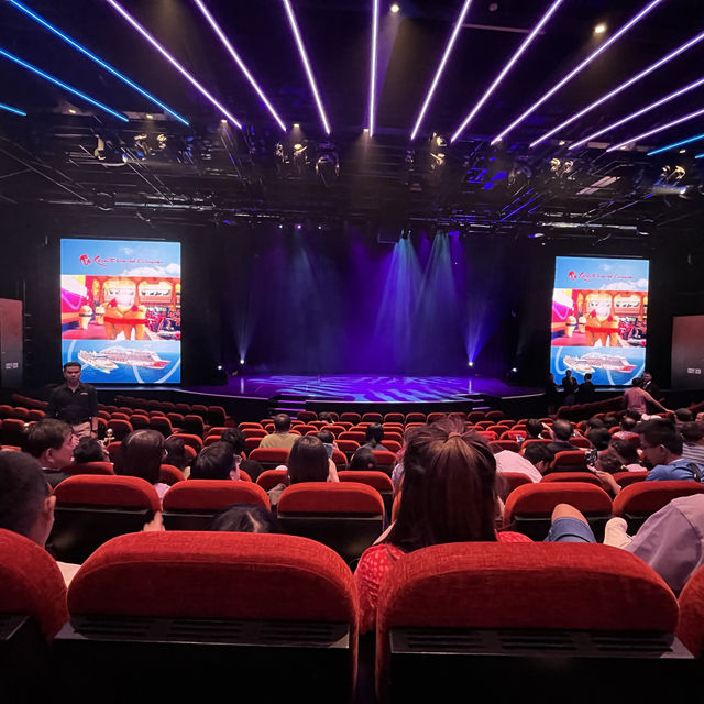 まるで動くテーマパーク【Genting dream cruises 】に乗ろう！