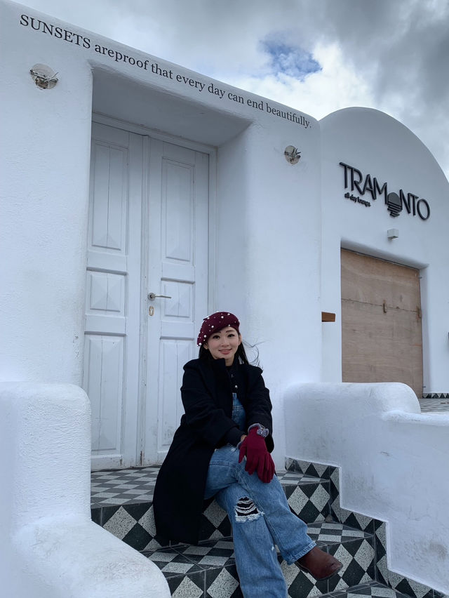 What makes SANTORINI FAMOUS?!?