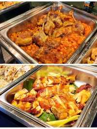 品味法越佳餚，海鮮美饌令人捧腹而回