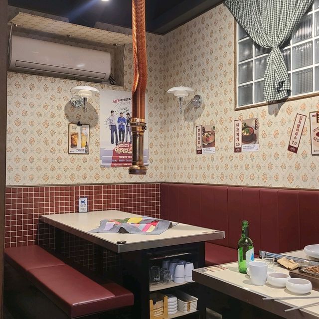고양시 일산 백석역 맛집 고기집)초대창 - 백석역 대창구이 전문점 / 한우곱창 맛집 