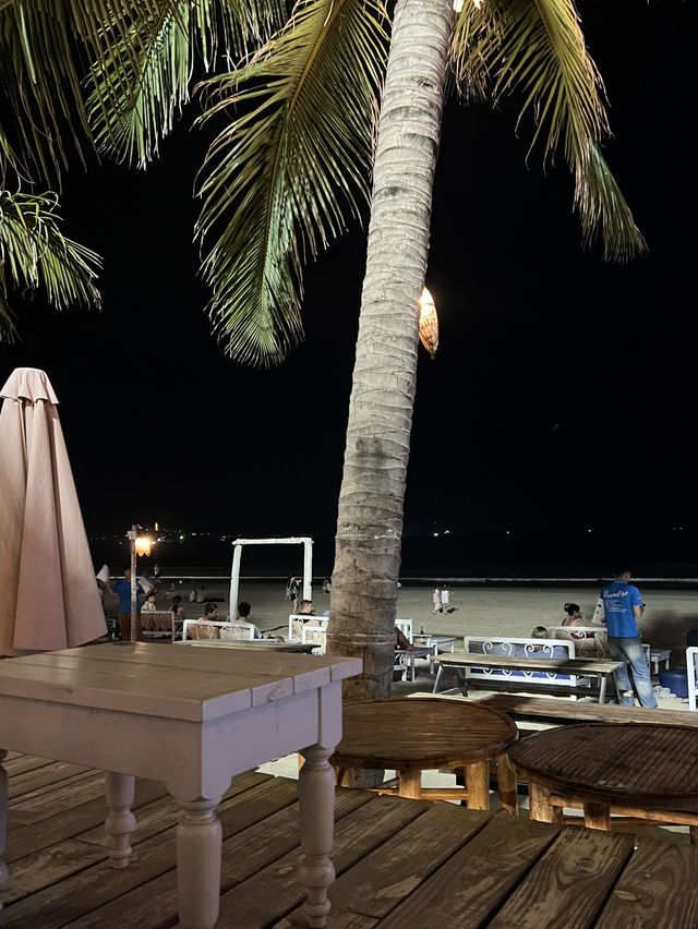 ダナン🇻🇳 雰囲気最高⭐️海が見えるバー🍸