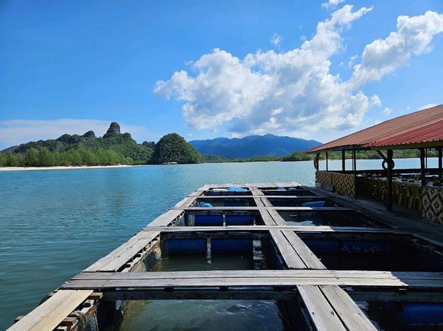 A nice boathouse by the Kilim Geoforest Park