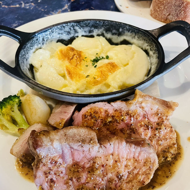 ビストロミツ