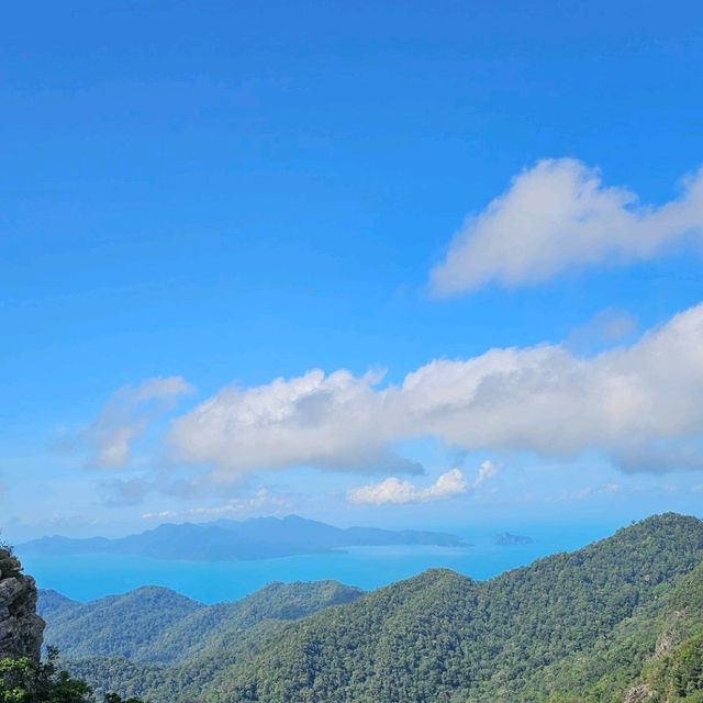 蘭卡威天空之橋，全島海景盡收眼底。