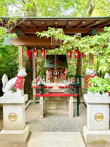 東京都】大田区で、たくさんの狐が守護する神社 | Trip.com 東京