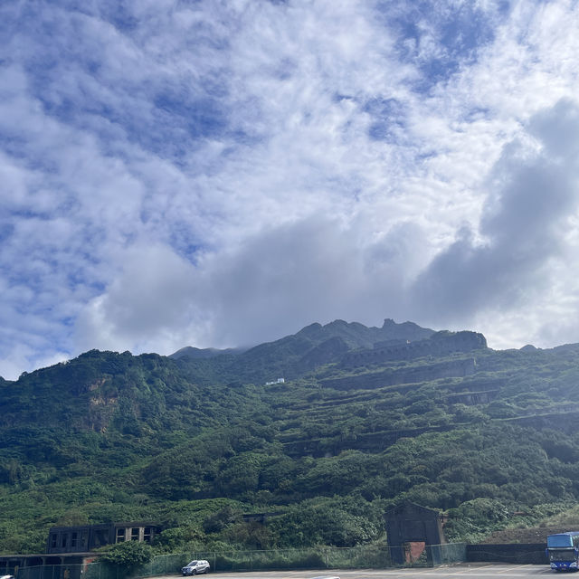 YinYangHai(阴阳海) - A bay where the sea is a mix of yellow & blue.