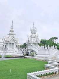ร่องขุ่น 🙏🏼 พุทธศิลป์เมืองเชียงราย