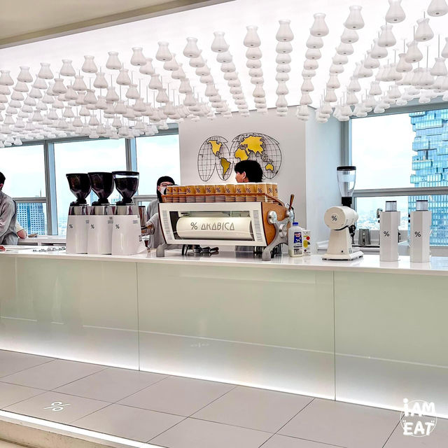 ร้านกาแฟบนตึกสูงชั้น55กับ %Arabica