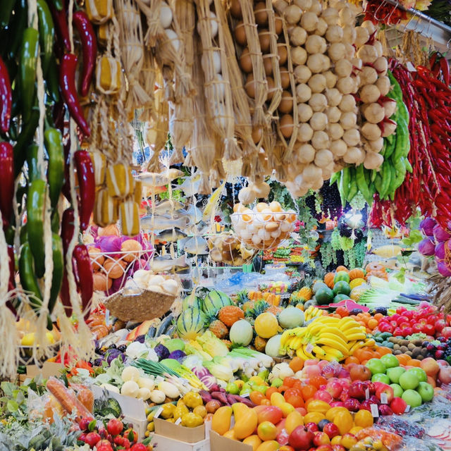 Souvenirs Heaven: My Shopping Adventure at Namdaemun Market!
