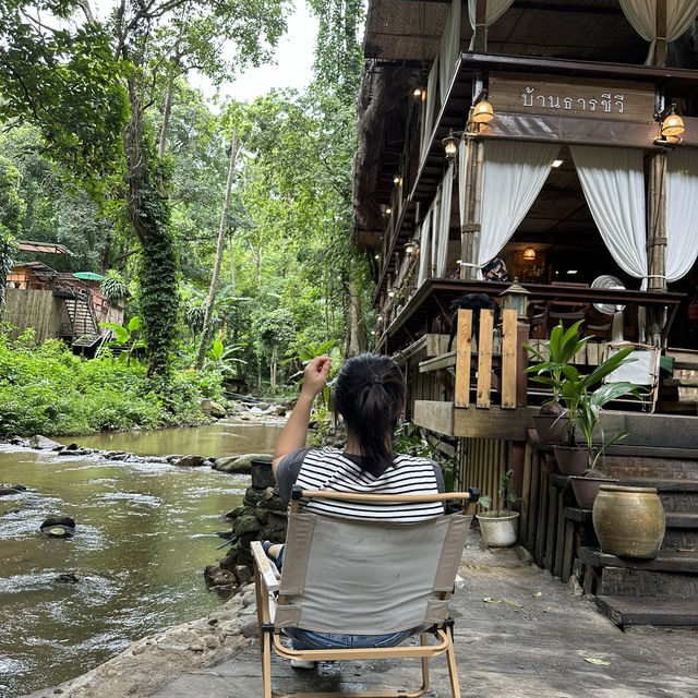 Beautiful cafe in Chiangdao, Tarnchevee