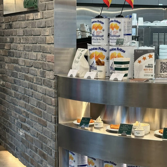  【韓国】チュロス専門店のチュロスとポテチの組み合わせが最高🤎