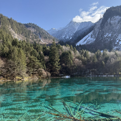 2 days in Jiuzhaigou 九寨沟: breathtaking lakes & waterfalls