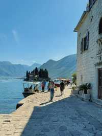 【絶景🇲🇪】アドリア海の宝石、岩礁の聖母⛪️