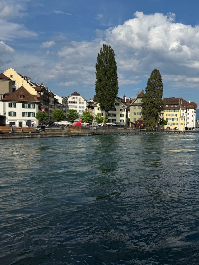 瑞士🇨🇭 盧塞恩｜斯普洛耶橋💓超美景色