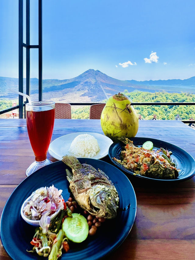 Best Place To Try Nyat Nyat Fish (Balinese Food) In Bali 🤤✨
