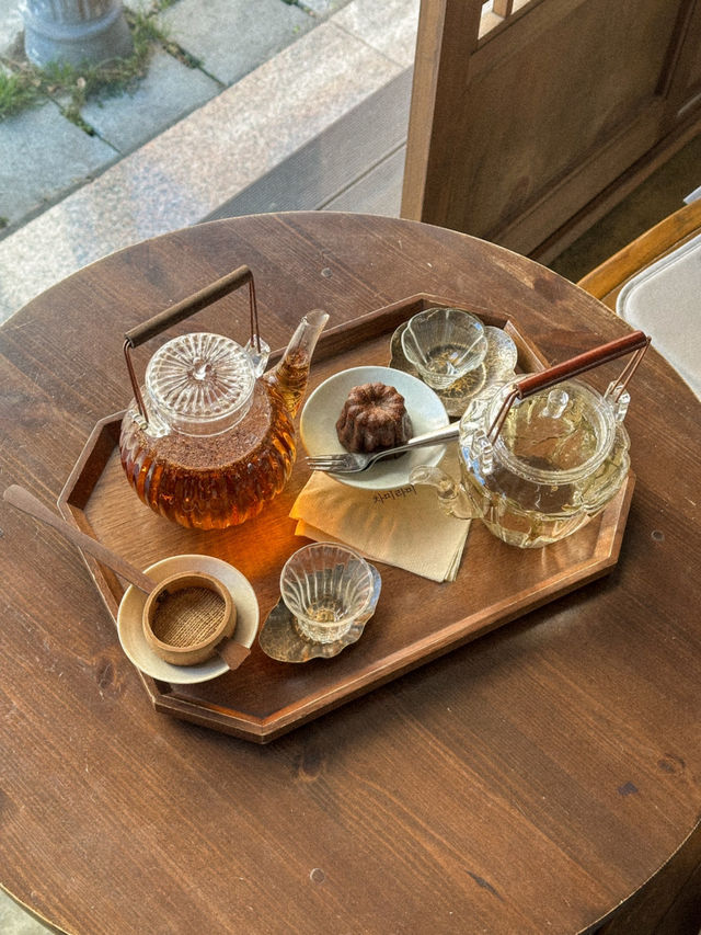 전주 한옥마을에서 즐기는 차 한잔의 여유