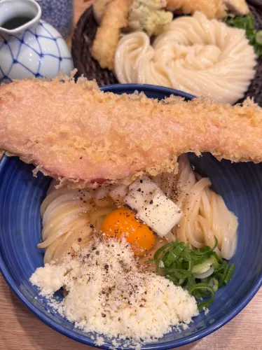 東京の隠れた名店、うどんと天ぷらが忘れられない「うどん慎」