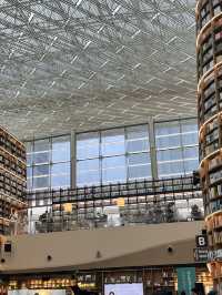 🇰🇷 Starfield Library, Seoul 📚