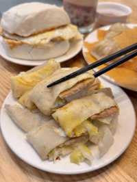 Gan Mei Alley: A Modern Taiwanese Breakfast Spot with Crispy Xiao Long Bao in Ximending