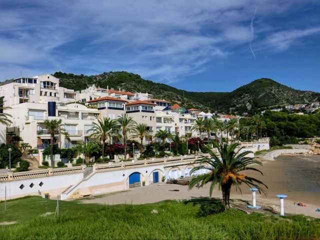 入住巴塞隆納近郊的海邊度假勝地：錫切斯港酒店 Port Sitges Hotel