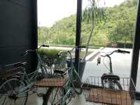 ที่พักสุดโรแมนติกท่ามกลาง ความสงบอ้อมกอดของขุนเขา