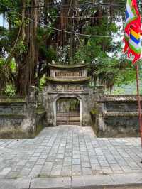 Ancient temple & majestic scenery 