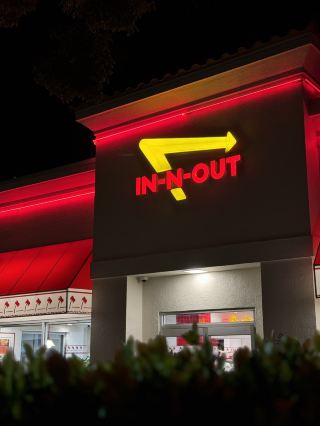 In-N-Out Burger: One of America's Top 3 Burger Joints