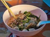 รีวิวร้านก๋วยเตี๋ยวหมูลับ บนสันหลังมังกร🍜