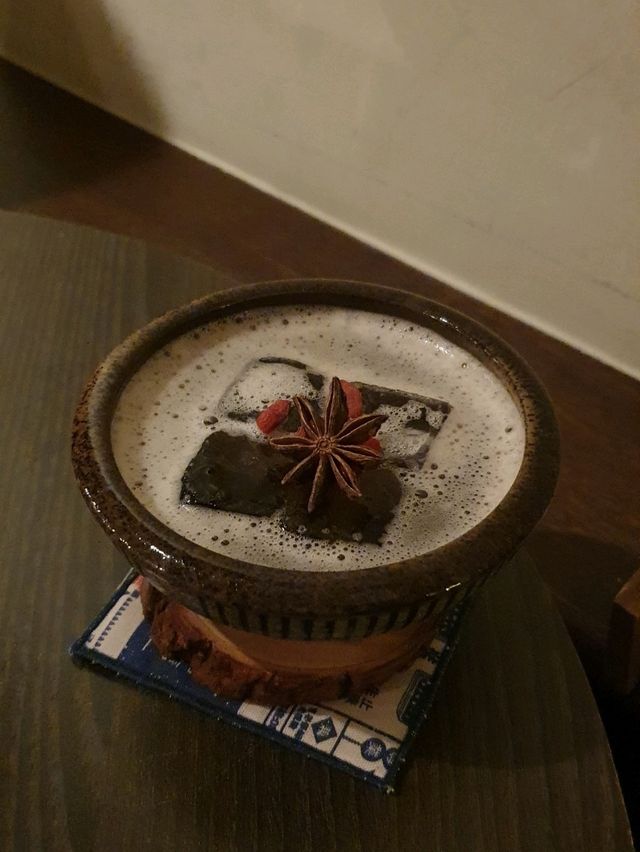 台南 來中藥行喝酒