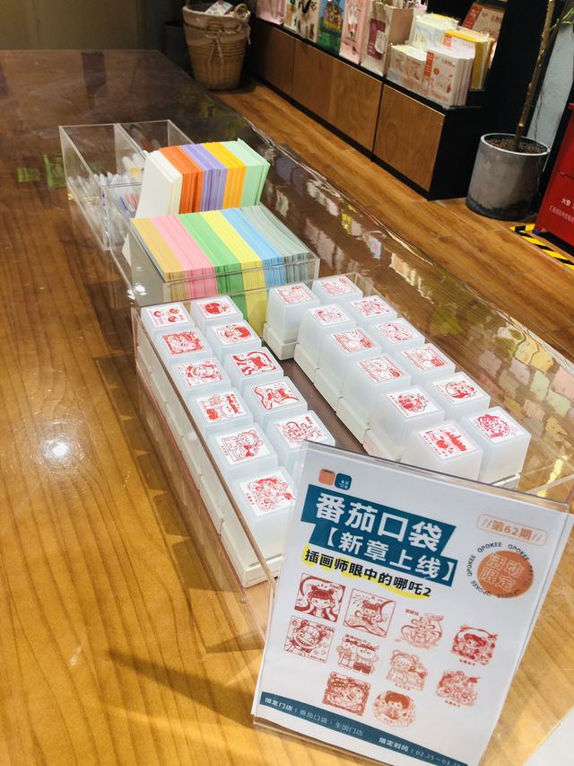 很多不同種類的精品,文具很吸引哦🤩 很多不同種類的精品,文具很吸引哦🤩