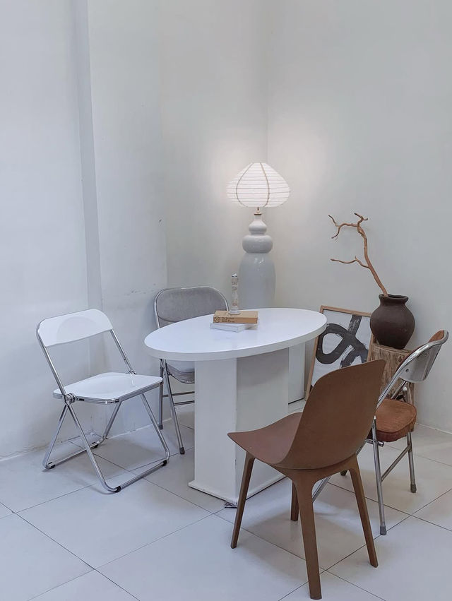 GIA ROOM