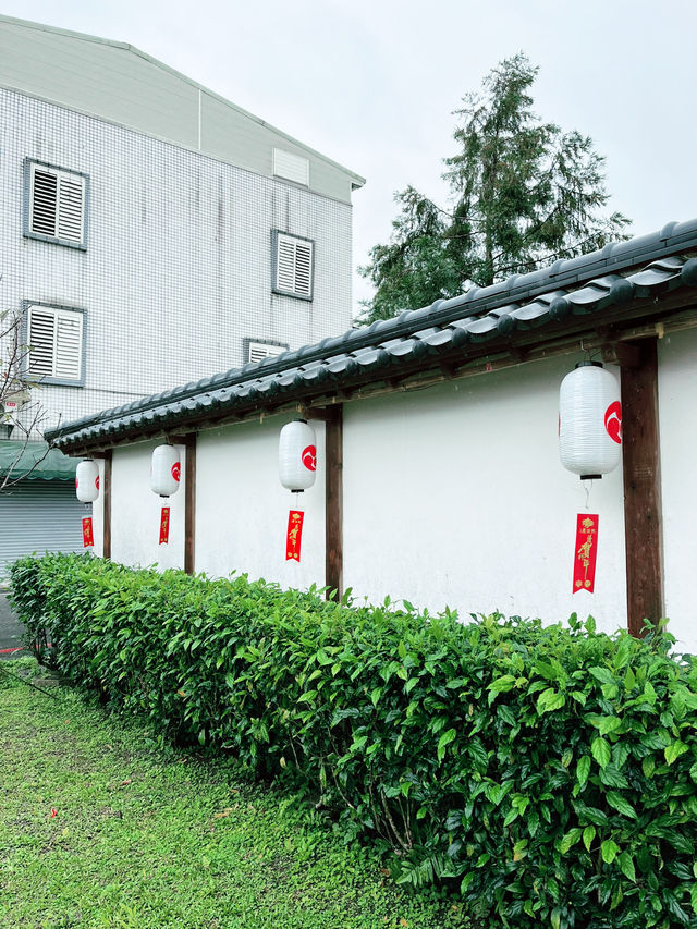 “Whispers of the Past: Exploring the Hualien Qingxiu Shrine”