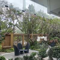 โรงแรมรามาการ์เด้นส์ (Rama Gardens Hotel) 