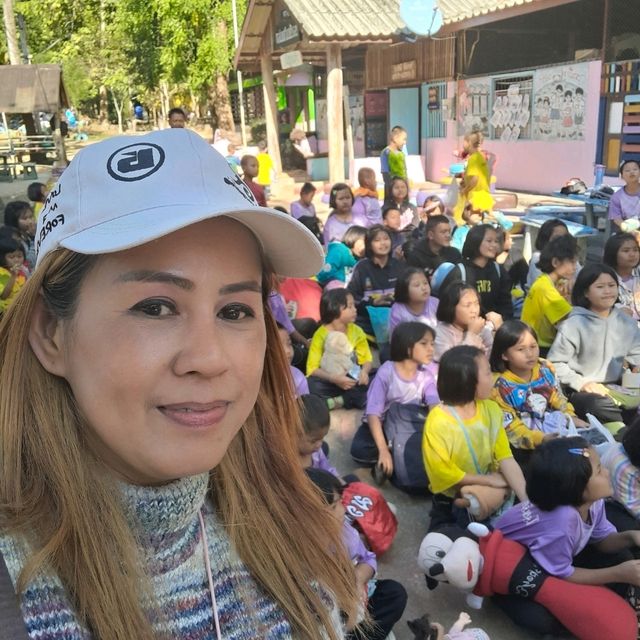 พบน้องๆโรงเรียนบ้านแม่เงา ต.แม่สวด จ.แม่ฮ่องสอน
