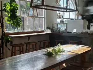 Bottega Italiana Canggu