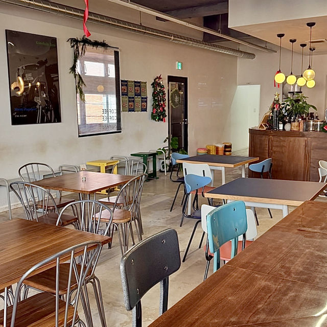 Scoop Coffee: A Cute Café with Heart-Shaped Pancakes in Shinjuku 