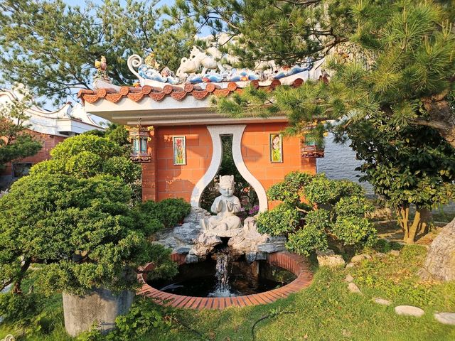 雲林縣斗六市的寧濟御庭山水園區，融合傳統與現代美學的空間設計