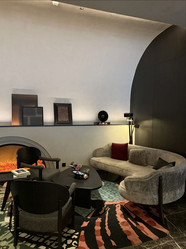 I’ve Found a Hidden Gem! 😍 This Hotel Makes Me Want to Stay Longer 