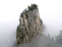 【中国】中国随一の霊峰！水墨画の世界が広がる世界遺産「黄山」