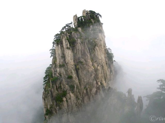 【中国】中国随一の霊峰！水墨画の世界が広がる世界遺産「黄山」