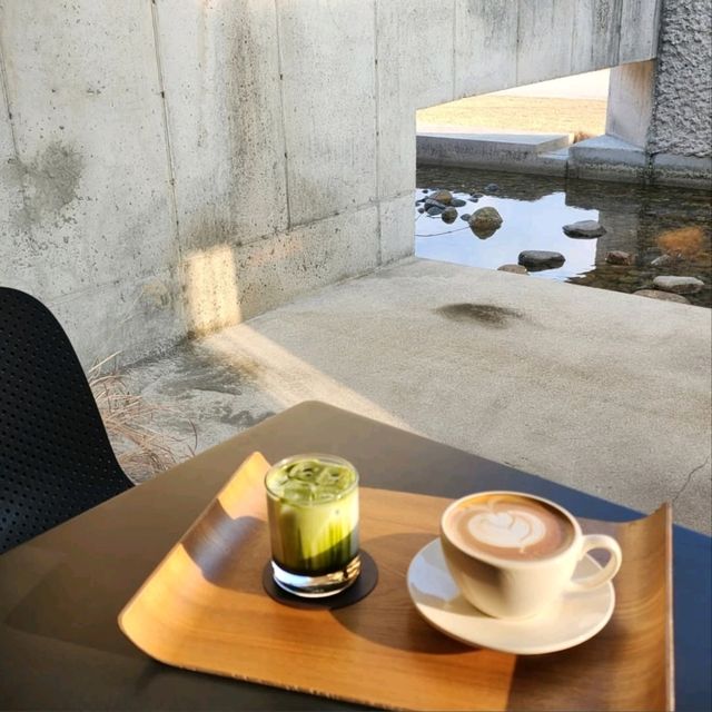 CAFE OVER LORD