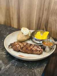Authentic Western Cuisine⭐️JOSH'S GRILL⭐️Café 