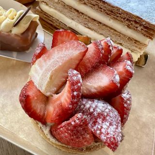 🇦🇺 A bakery cafe where freshly baked bread is neatly lined up every day